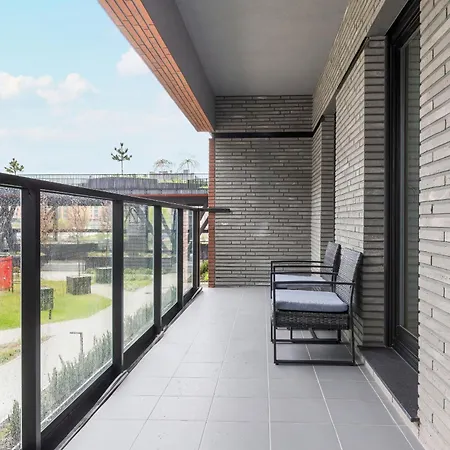 Elegant In With Sauna, Gym And Parking By Renters