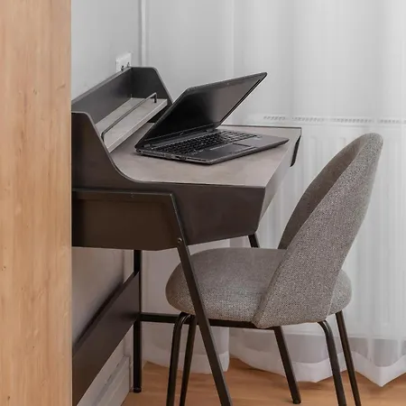 Apartment Elegant In With Sauna, Gym And Parking By Renters