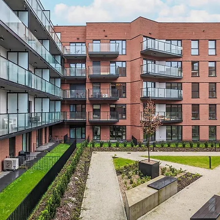 Elegant In With Sauna, Gym And Parking By Renters