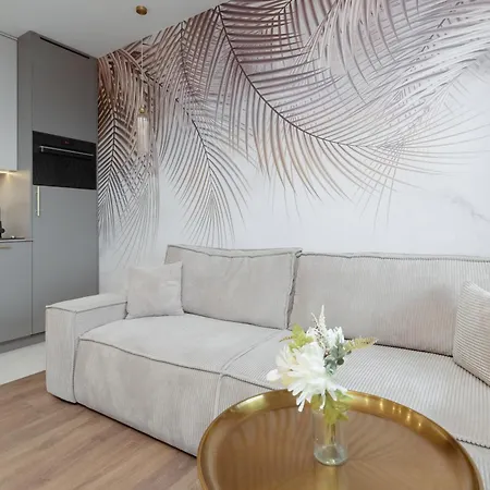 Apartment Elegant In With Sauna, Gym And Parking By Renters *