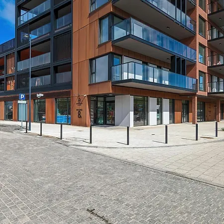 Elegant In With Sauna, Gym And Parking By Renters Apartment