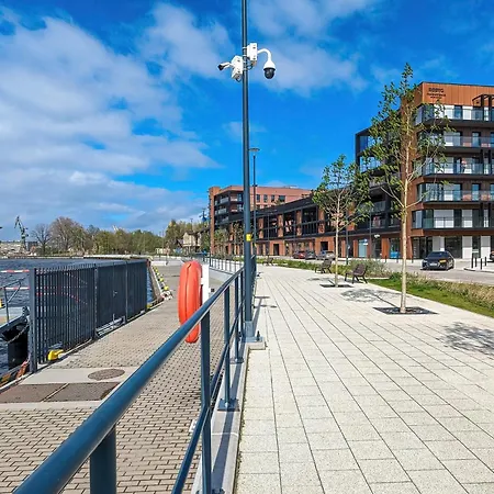 Apartment Elegant In With Sauna, Gym And Parking By Renters *
