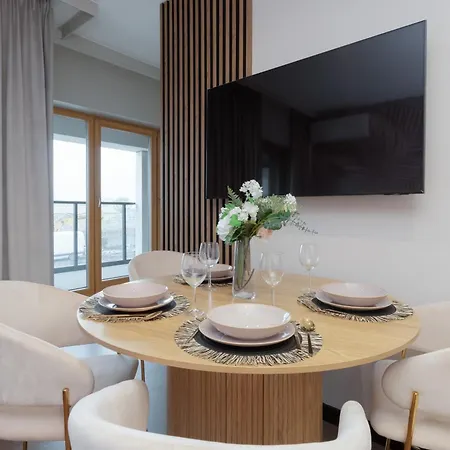 Apartment Elegant In With Sauna, Gym And Parking By Renters Gdansk